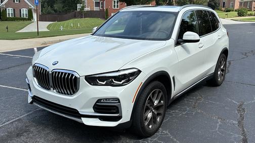 White 2021 BMW X5 xDrive40i