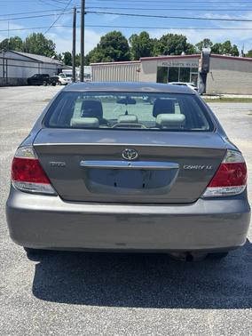 Brown 2005 Toyota Camry LE