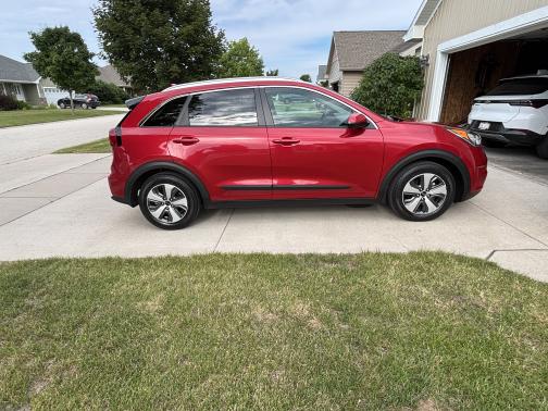 2019 Kia Niro LX
