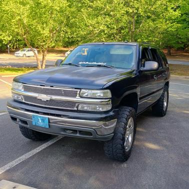 Blue 2004 Chevrolet Tahoe LS