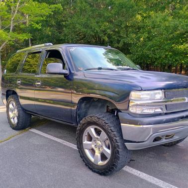 Blue 2004 Chevrolet Tahoe LS