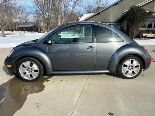 2004 Volkswagen New Beetle Turbo S