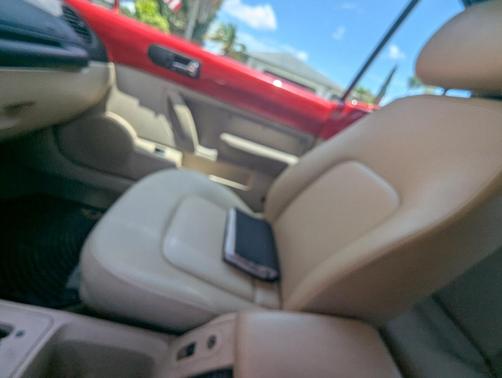 2004 Volkswagen New Beetle GLS