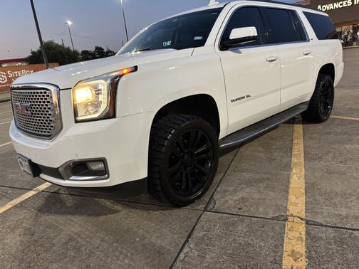 2015 GMC Yukon XL 1500 SLT