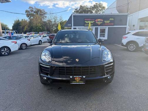 2018 Porsche Macan Macan S