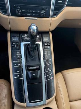 2018 Porsche Macan Macan S
