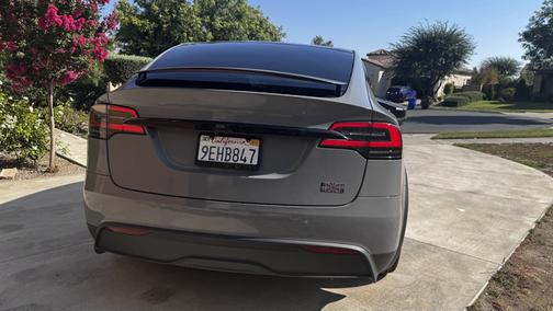 2022 Tesla Model X Long Range
