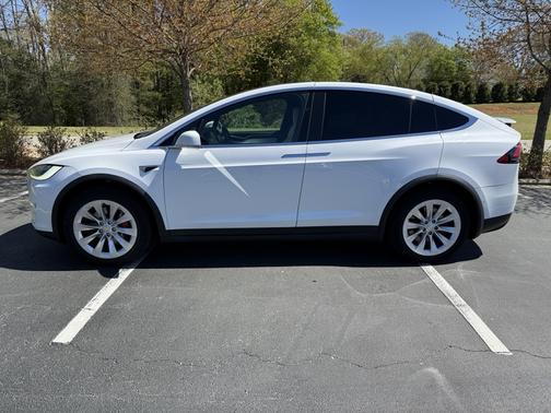 White 2021 Tesla Model X Performance
