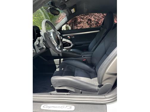2015 Porsche Cayman GTS