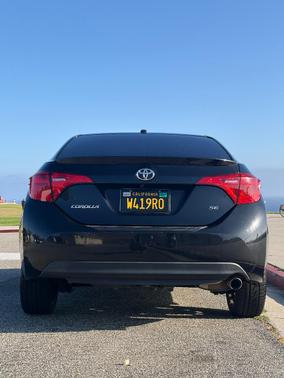 Black 2019 Toyota Corolla SE