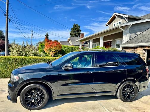 Black 2016 Dodge Durango R/T