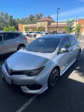 2017 Toyota Corolla iM Base