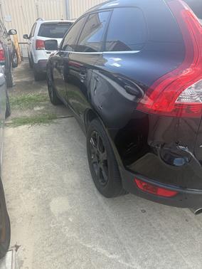 Black 2013 Volvo XC60 T6