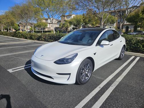 2023 Tesla Model 3 Base