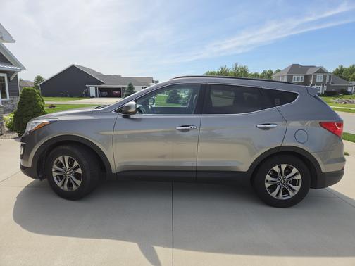 Gray 2016 Hyundai Santa Fe Sport 2.4L