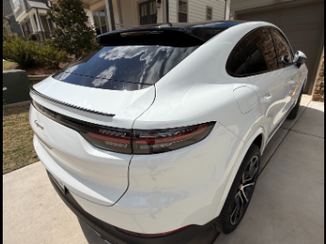 White 2022 Porsche Cayenne Cayenne