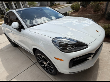 White 2022 Porsche Cayenne Cayenne