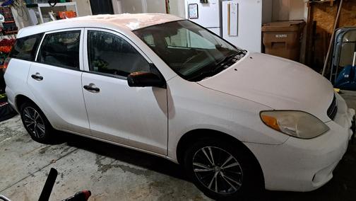 2005 Toyota Matrix Base