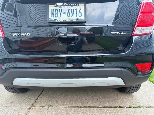 Black 2021 Chevrolet Trax LT