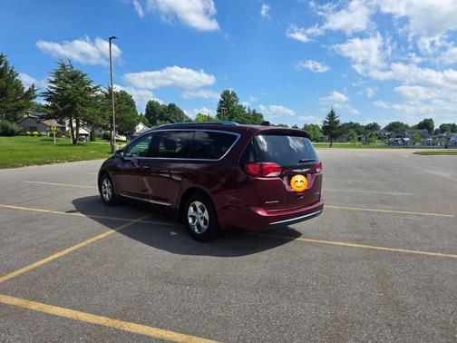 Red 2018 Chrysler Pacifica Hybrid Limited