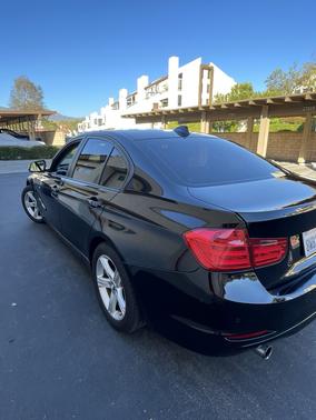 Black 2014 BMW 320 i