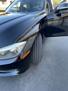 Black 2014 BMW 320 i