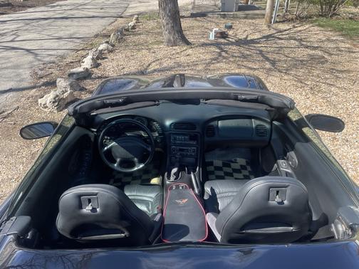 2002 Chevrolet Corvette Base