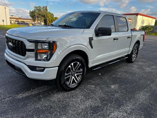 Green 2023 Ford F-150 XL