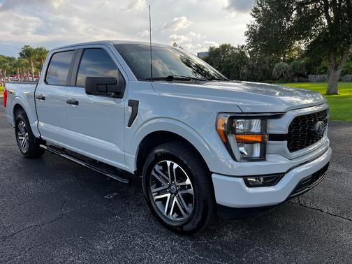 Green 2023 Ford F-150 XL