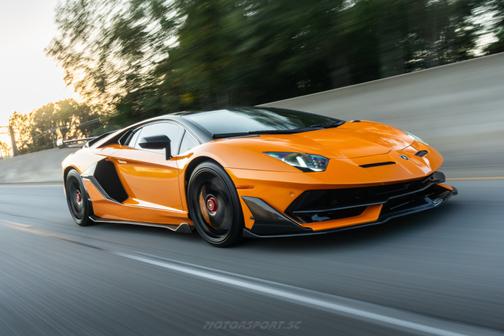 2012 Lamborghini Aventador LP700-4