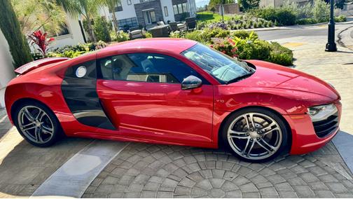 2012 Audi R8 5.2 quattro