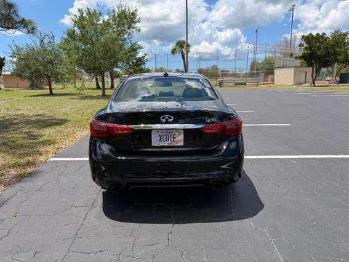 Black 2018 INFINITI Q50 3.0t LUXE