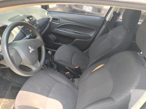 2014 Mitsubishi Mirage DE