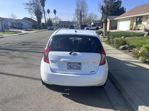 2016 Nissan Versa Note SV