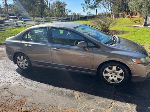 Gray 2009 Honda Civic LX