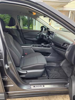Gray 2023 Nissan Rogue SV