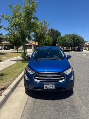 Blue 2018 Ford EcoSport SE
