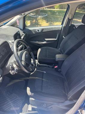 Blue 2018 Ford EcoSport SE