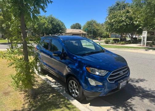 Blue 2018 Ford EcoSport SE