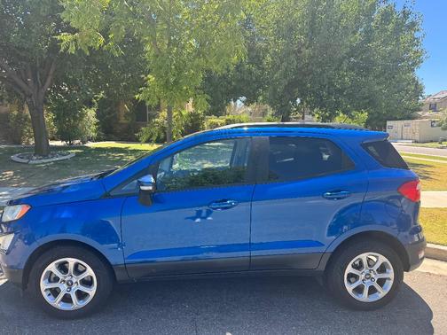 Blue 2018 Ford EcoSport SE
