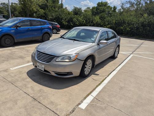 2014 Chrysler 200 Touring