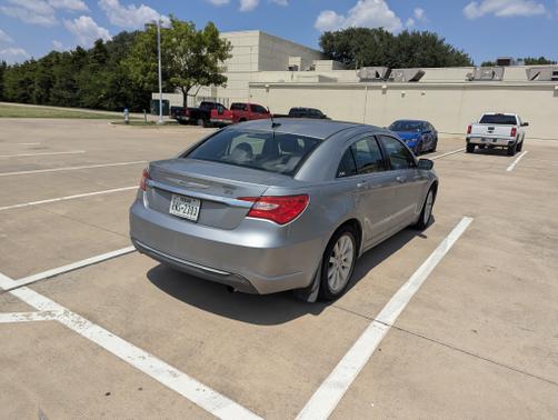 2014 Chrysler 200 Touring