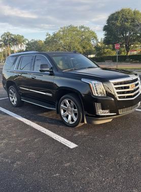 2015 Cadillac Escalade Luxury