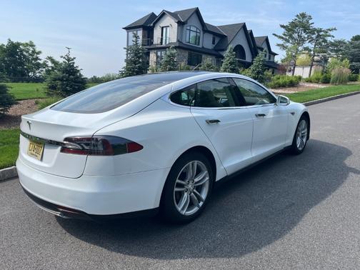 2014 Tesla Model S 60