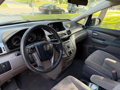 Silver 2015 Honda Odyssey LX