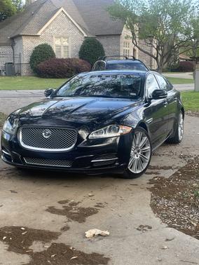 2012 Jaguar XJ Base
