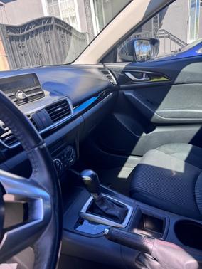 2014 Mazda Mazda3 i Touring