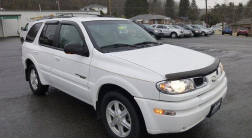 White 2002 Oldsmobile Bravada Base