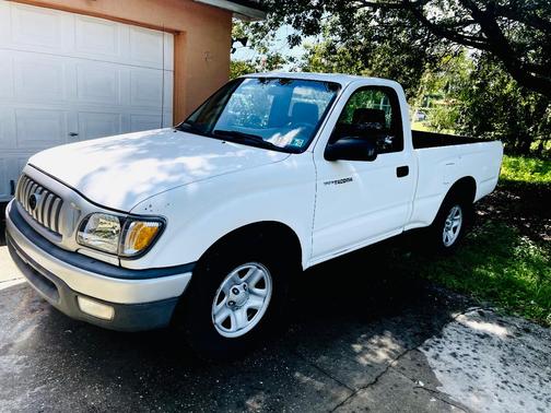 White 2002 Toyota Tacoma Base