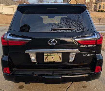 2017 Lexus LX 570 Base